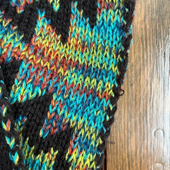 JohnPaulRichard Sweater Vest Small - Picture 6 of 7